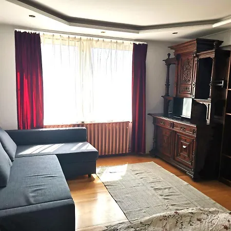 Corso Home, * קסזטלי