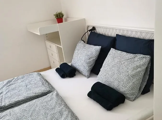 Corso Home, * 케츨리